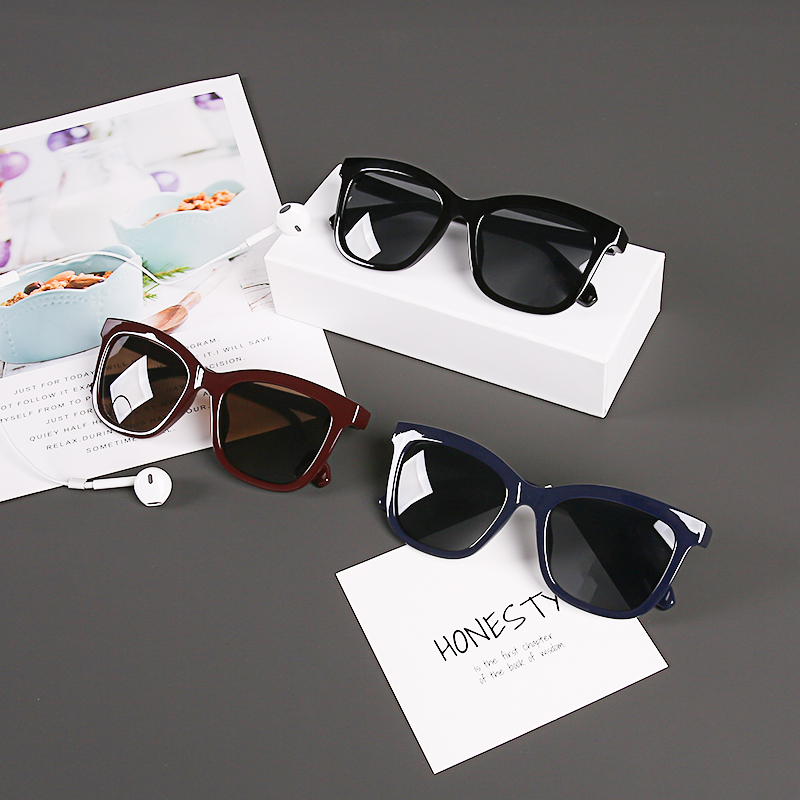 Gafas de sol con logotipo personalizado para hombre y mujer, anteojos de sol con montura de plástico, LS-P7817, novedad de 2022