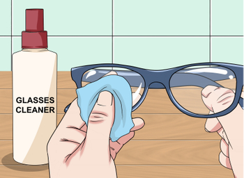 ¿Ha limpiado sus anteojos de la manera incorrecta?